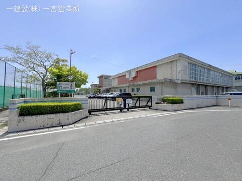 一宮市立尾西第二中学校：1850m