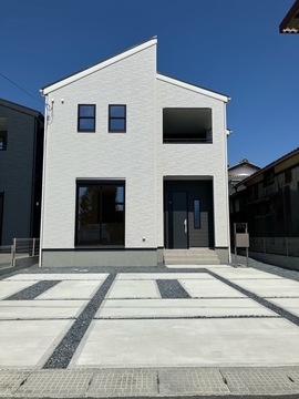 リーブルガーデン野洲市冨波甲３期 外観・内装1