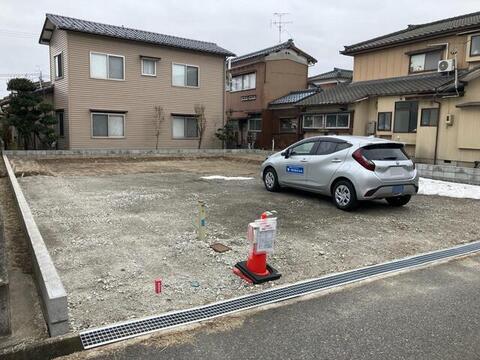 リーブルガーデン新発田西園町第4 外観・内装1