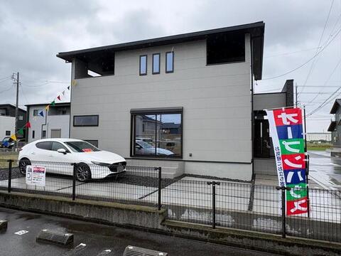 リーブルガーデン四日市市楠町北五味塚第10 外観・内装4