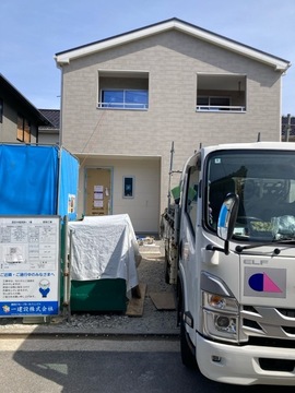 リーブルガーデン西区寺尾東第４ 外観・内装1
