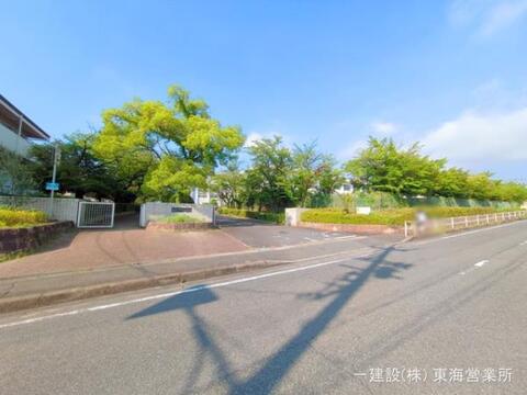 東海市立平洲中学校：700m