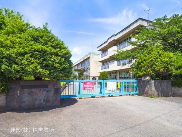 リーブルガーデン柏市新逆井2丁目 周辺環境1