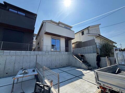 リーブルガーデン枚方市楠葉美咲 外観・内装1