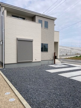 リーブルガーデン鈴鹿市北玉垣町第5 外観・内装2