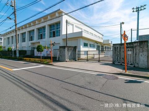 福生市立福生第二中学校：1900m
