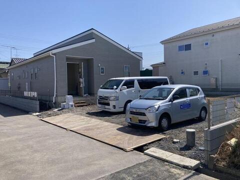 リーブルガーデン小美玉市納場第５ 外観・内装1