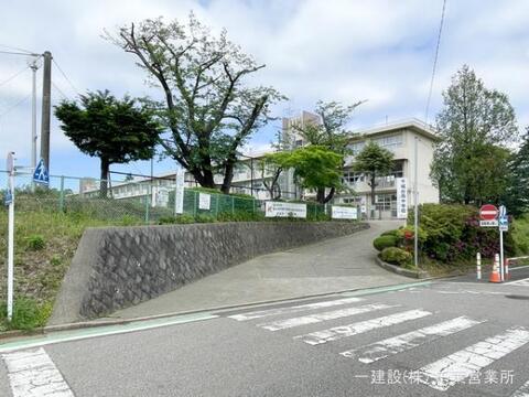千葉市立千城台西中学校：870m
