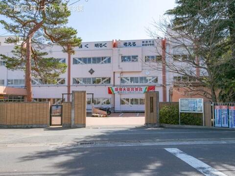 新座市立新座中学校：2700m