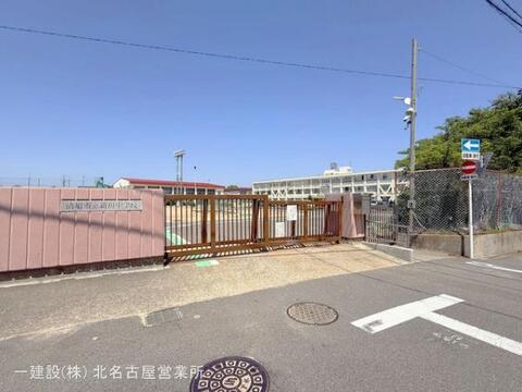 清須市立新川中学校:1600m