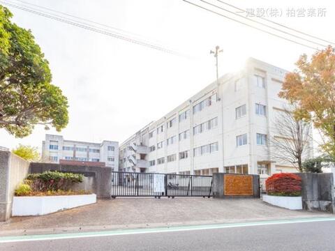 松戸市立幸谷小学校：450m