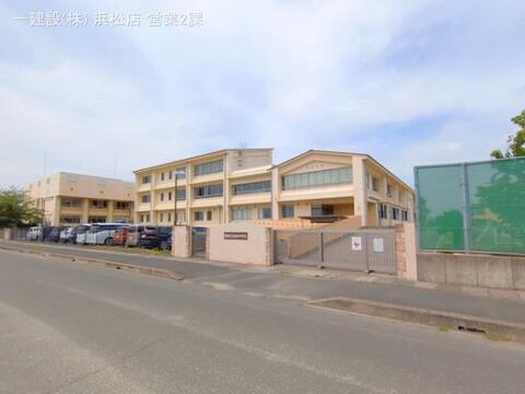 豊橋市立吉田方中学校：1000m