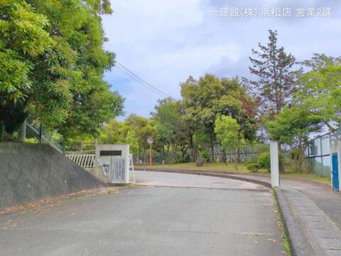 豊川市立赤坂小学校：2200m