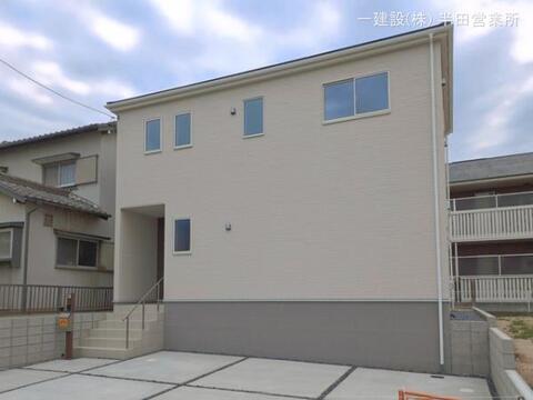 リーブルガーデン常滑市港町６丁目 外観・内装1