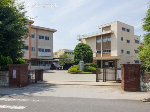 白岡市立篠津小学校：750m