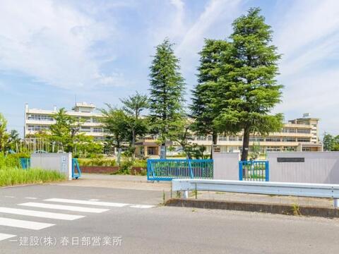 杉戸町立杉戸第二小学校：950m