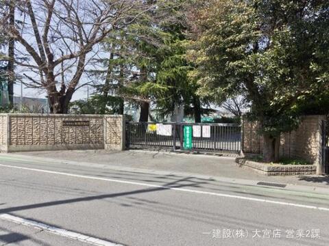さいたま市立岩槻中学校:680m