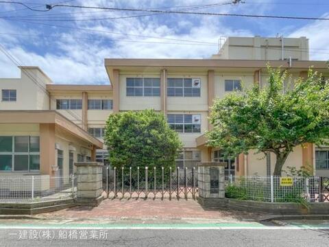 千葉市立横戸小学校:510m