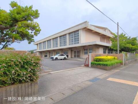 西尾市立吉田小学校:800m