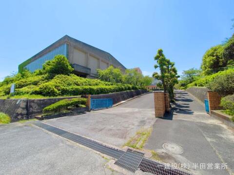 知多市立旭東小学校:1000m