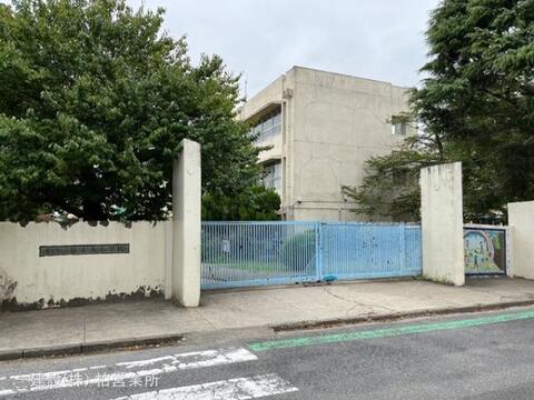 松戸市立根木内小学校：450m