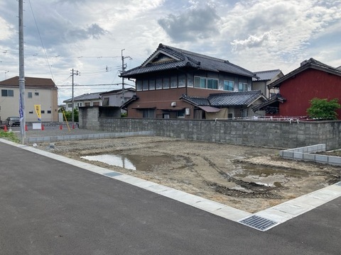リーブルガーデン天理市岸田町第１ 外観・内装2