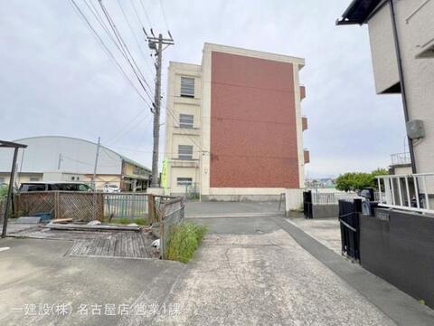 津島市立北小学校：900m