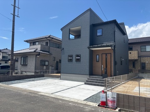 リーブルガーデン久之浜町第4 外観・内装1