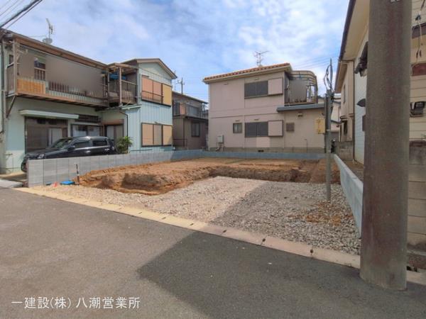 リーブルガーデン三郷市寄巻の画像