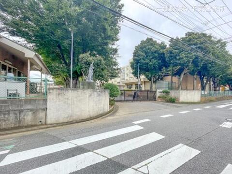 千葉市立さつきが丘東小学校：130m