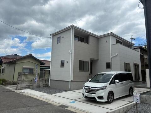 リーブルガーデン菰野町大羽根園第4 外観・内装1