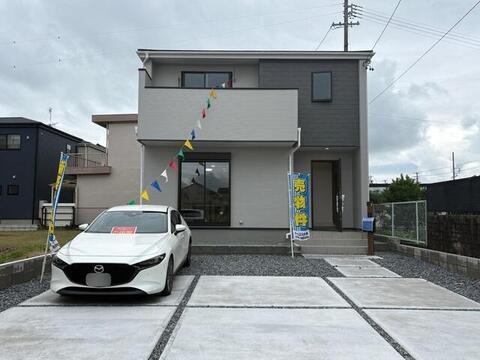 リーブルガーデン桑名市伊賀町 外観・内装1