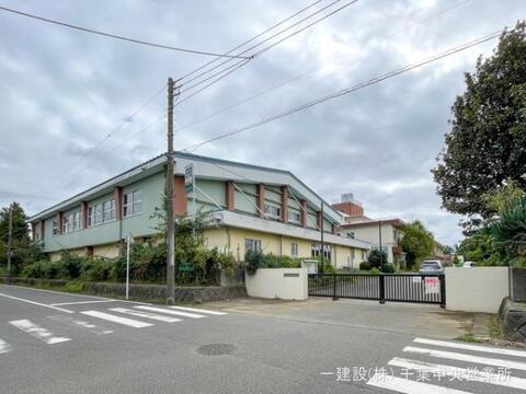 八千代市立勝田台南小学校:690m