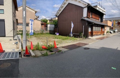 リーブルガーデン天理市田部町５期 外観・内装1