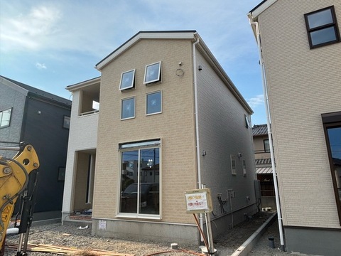 リーブルガーデン平下平窪３期 外観・内装1