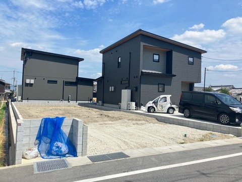 リーブルガーデン葛城市林堂４期 外観・内装1