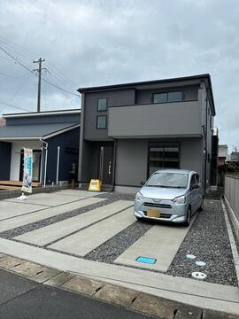 リーブルガーデン亀山市天神第2 外観・内装12