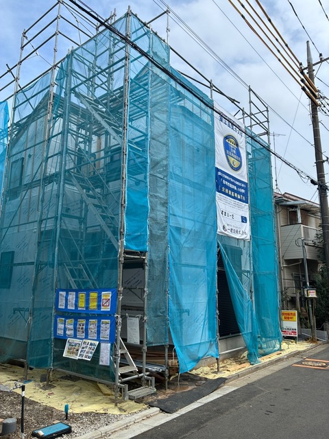 日を重ねるごとにこの佇まいに愛着が湧いてきそう（1号棟）