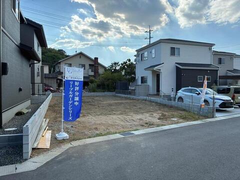 リーブルガーデン東区楢原第3 外観・内装2