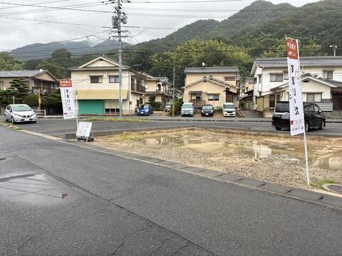 リーブルガーデン呉市広杭本町２期 外観・内装1