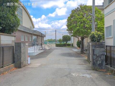あきる野市立秋多中学校:1300m
