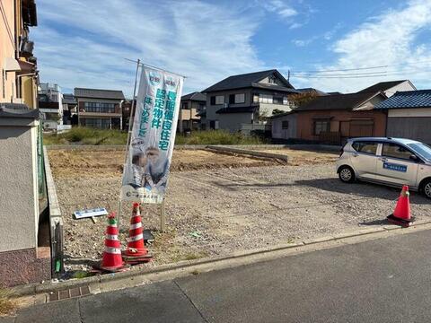 リーブルガーデン津市一身田大古曽 外観・内装1