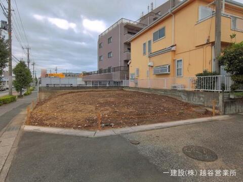 リーブルガーデン越谷市東大沢第４ 外観・内装1