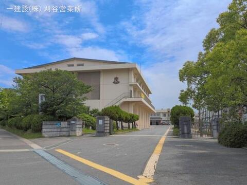 碧南市立南中学校:3700m