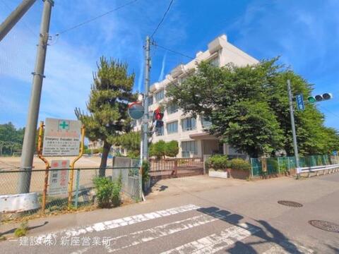 川越市立霞ヶ関西小学校:1800m