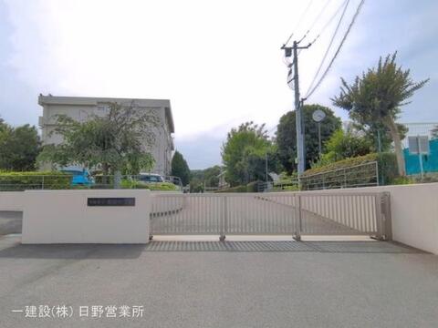 多摩市立和田中学校:600m