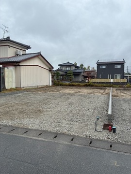 リーブルガーデン新発田東新町第8 外観・内装1