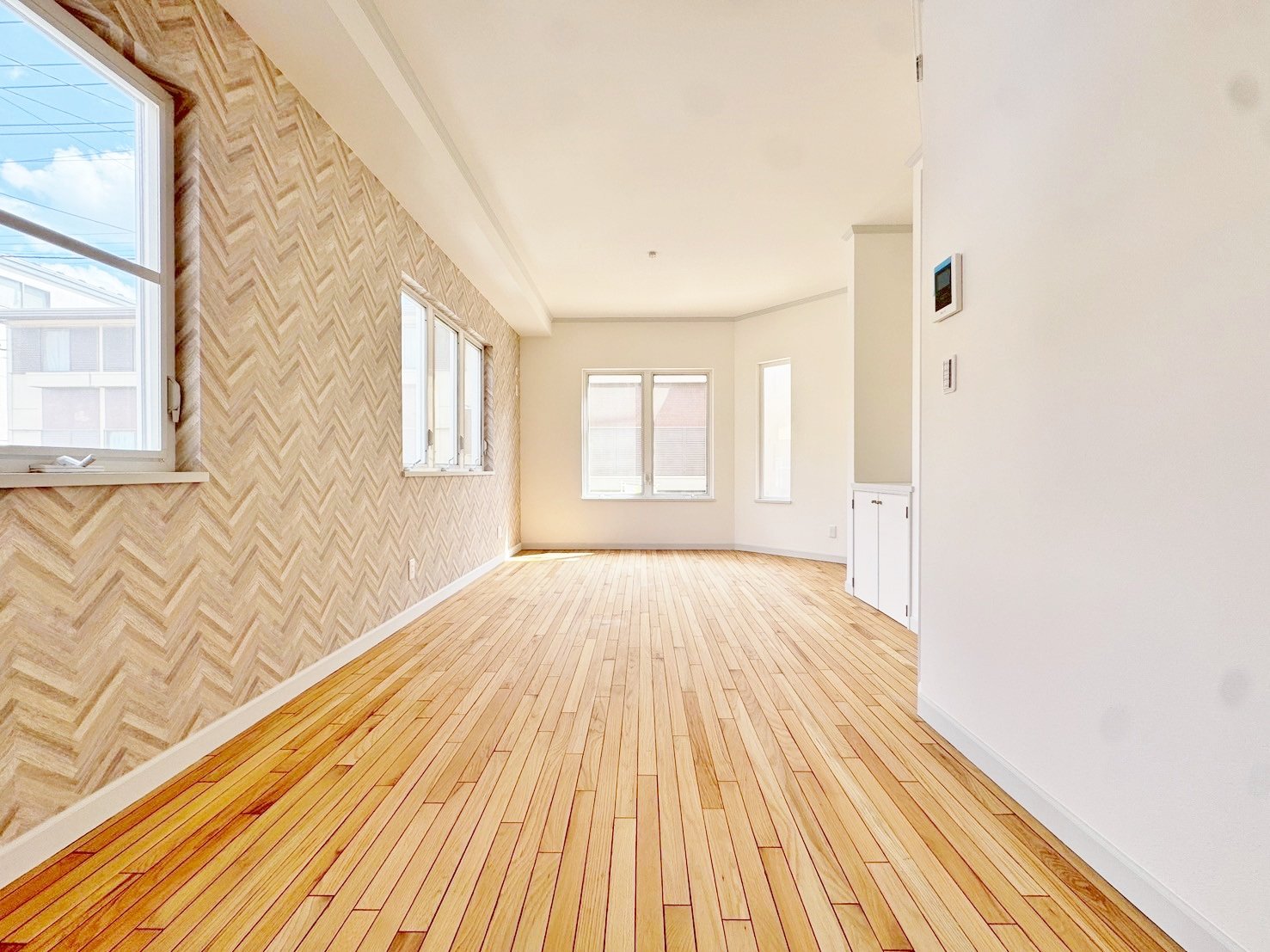 アクセントクロスはお気に入りの家具も引き立たせてくれます。