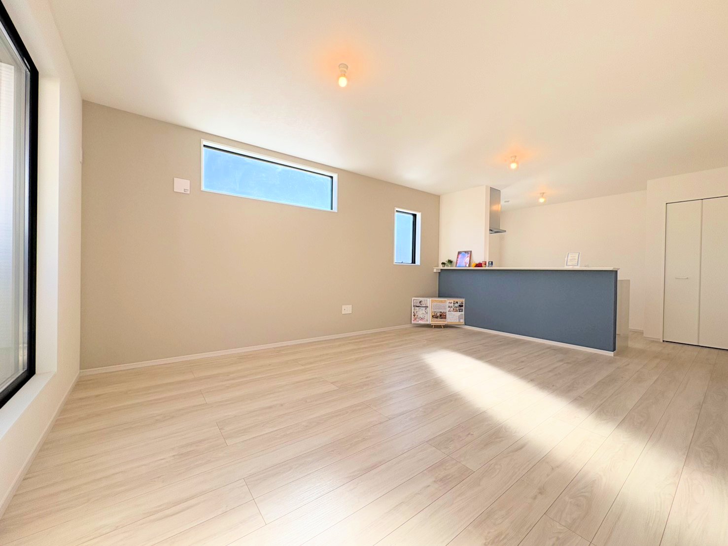 一日中家に居ても飽きることなく過ごせる素敵な空間です。