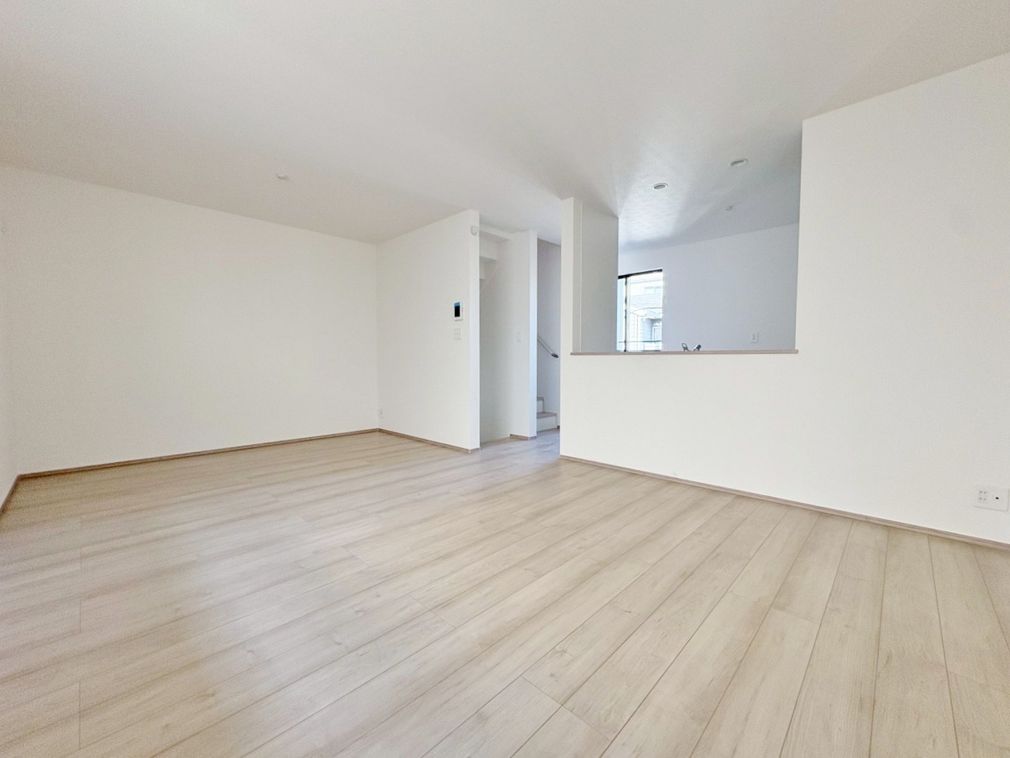 この場所に流れる豊かな時を演出してくれる開放的な空間。